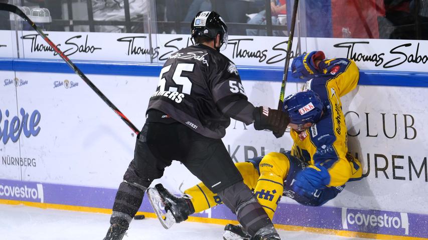 Ice Tigers verlieren gegen HC Davos mit 1:3