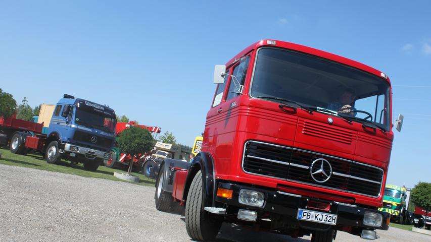 Schicke Schlitten: Größtes Lastwagentreffen Süddeutschlands in Wörnitz