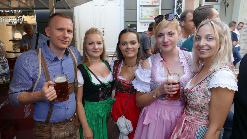 Bier und gute Laune: Impressionen von der Sandkerwa in Bamberg