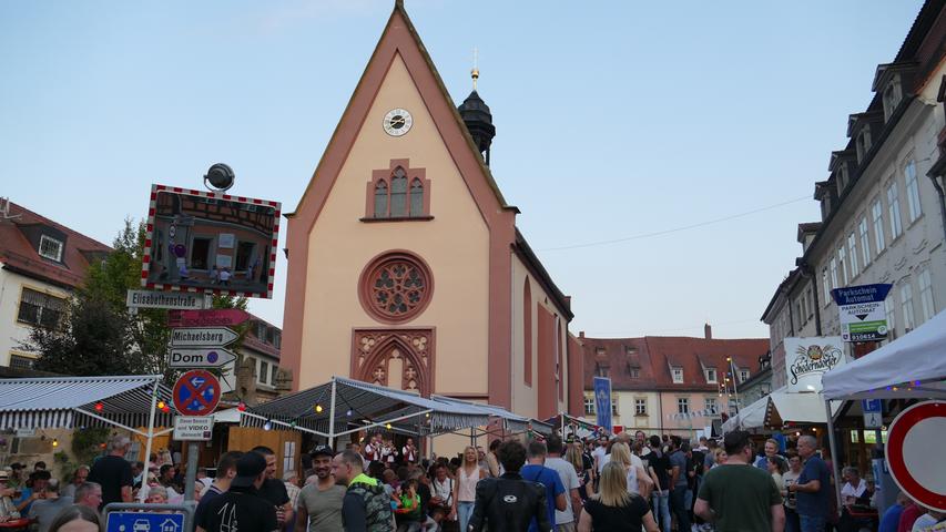 Bier und gute Laune: Impressionen von der Sandkerwa in Bamberg