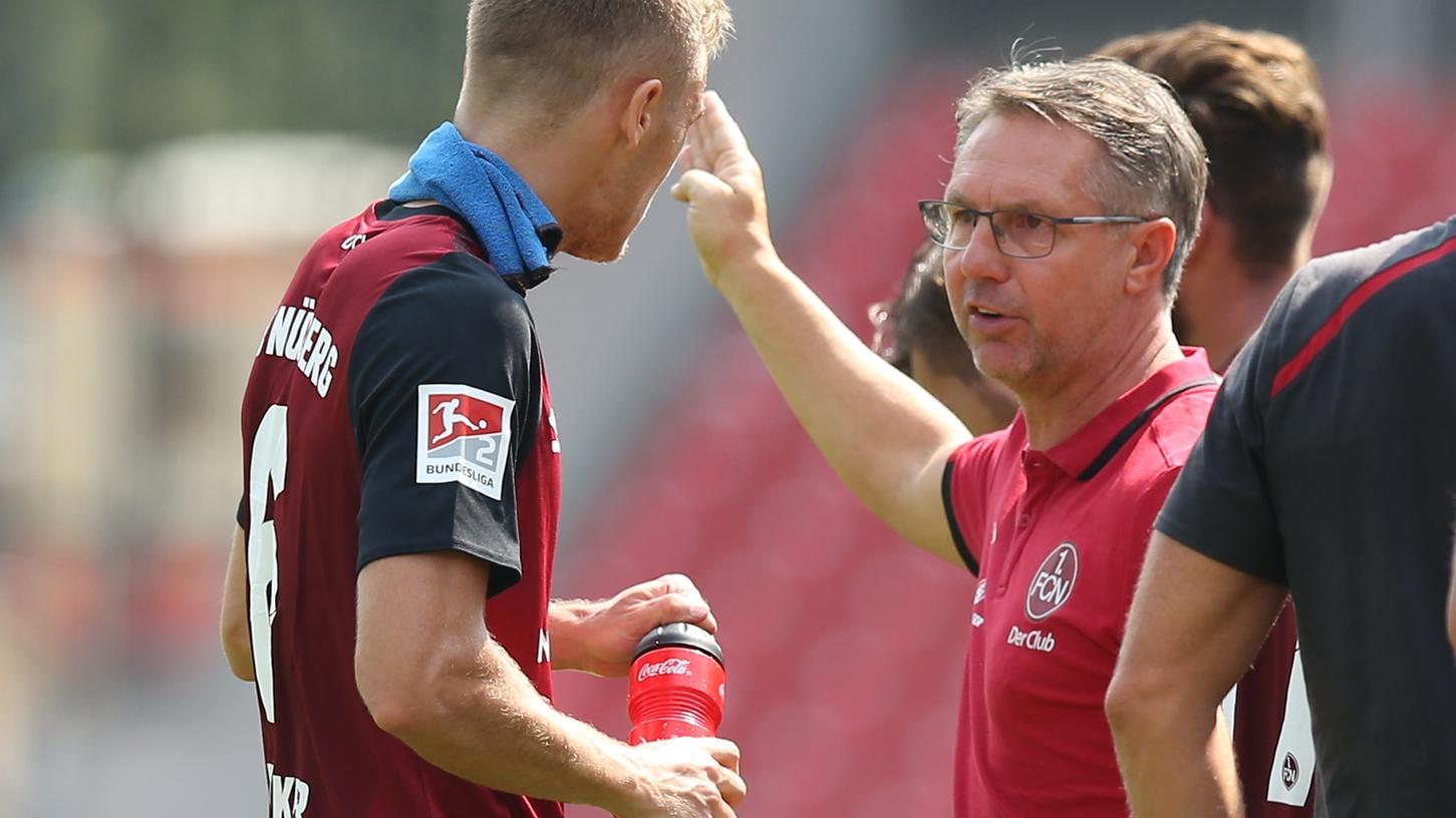 Wird bald schon keine Anweisungen beim Club mehr geben: Damir Canadi. Wird bald schon keine Anweisungen beim Club mehr geben: Damir Canadi.