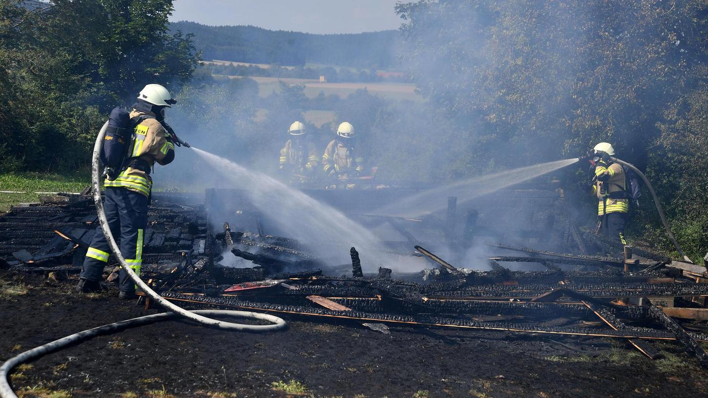 Lauterhofen: Gartenhaus brannte nieder