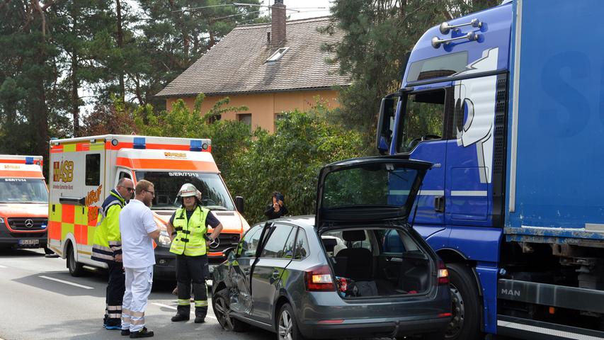 Überholmanöver ging schief: Unfall in Dechsendorf
