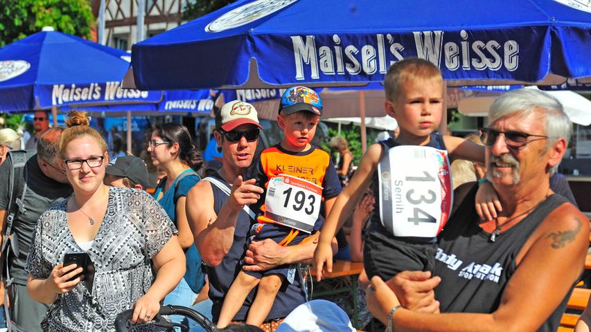 Fränkische Schweiz Marathon: Kinder geben beim Bambinilauf Gas