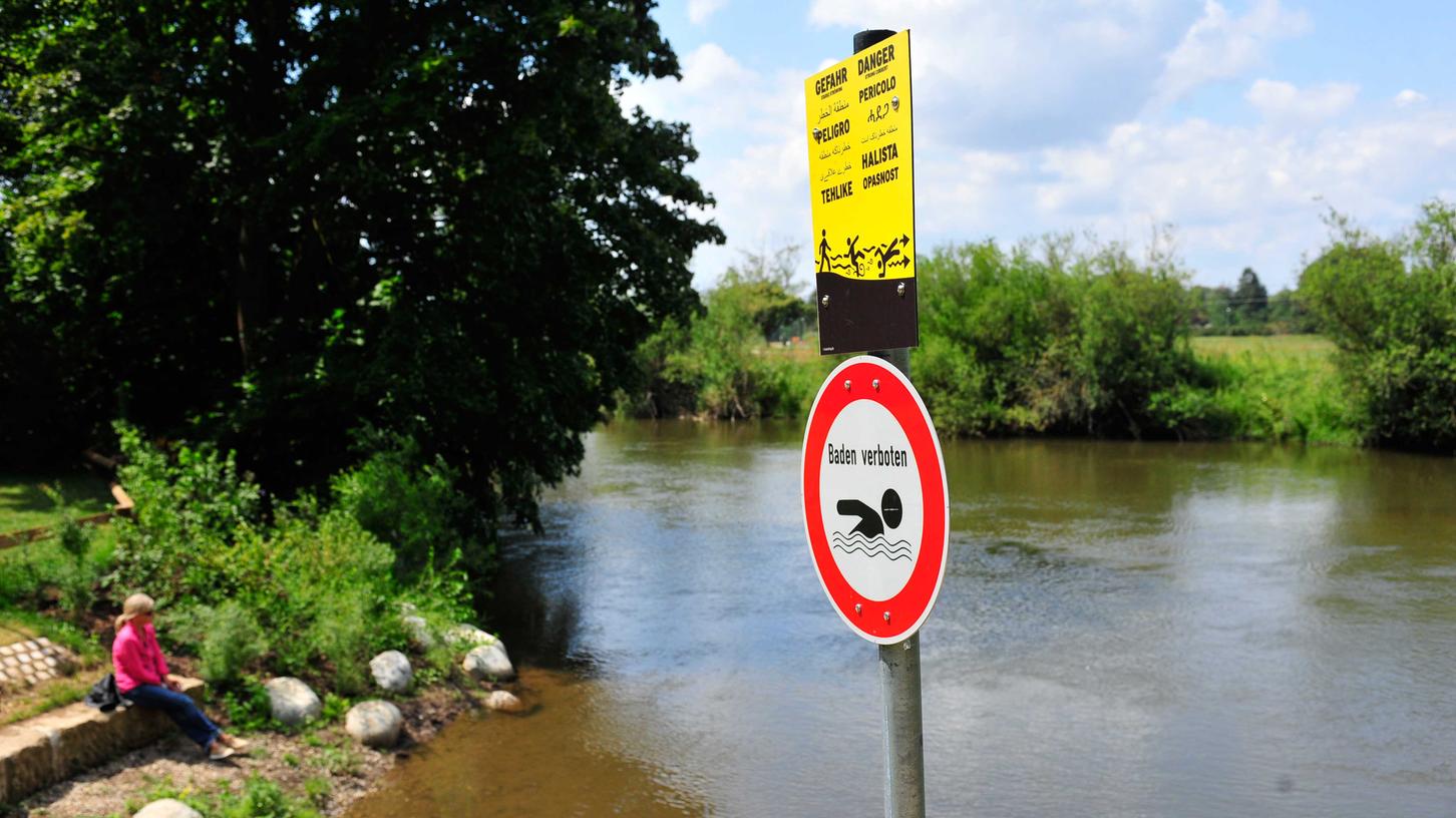 Gefährliche Strömung der Regnitz in Erlangen