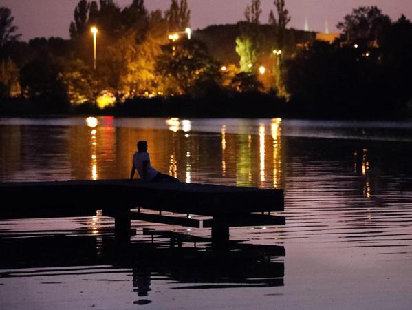 Idyllische Ruhe können Besucher am Wöhrder See durchaus auch genießen. Doch die gezielte Sanierung des Gewässers zieht insgesamt deutlich mehr Leute an.