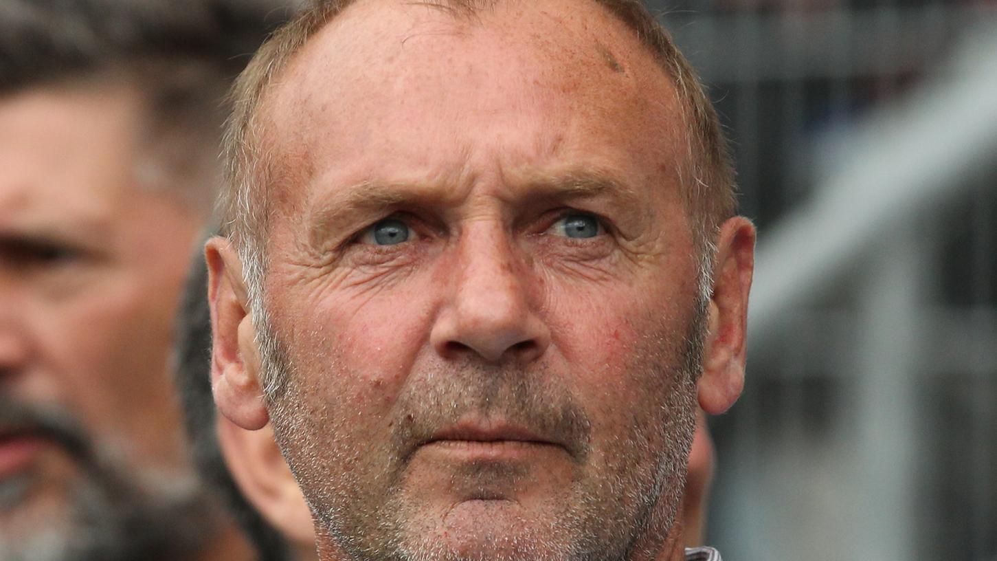 Kritisiert das Handeln des FCN in der Causa Jatta: Vereinslegende Dieter Eckstein. Kritisiert das Handeln des FCN in der Causa Jatta: Vereinslegende Dieter Eckstein.