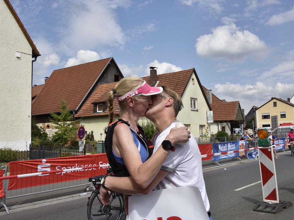 Und sie hat Ja gesagt: Heiratsantrag beim Fränkische-Schweiz-Marathon