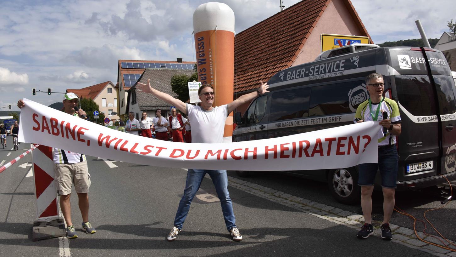 Und sie hat Ja gesagt: Heiratsantrag beim Fränkische-Schweiz-Marathon