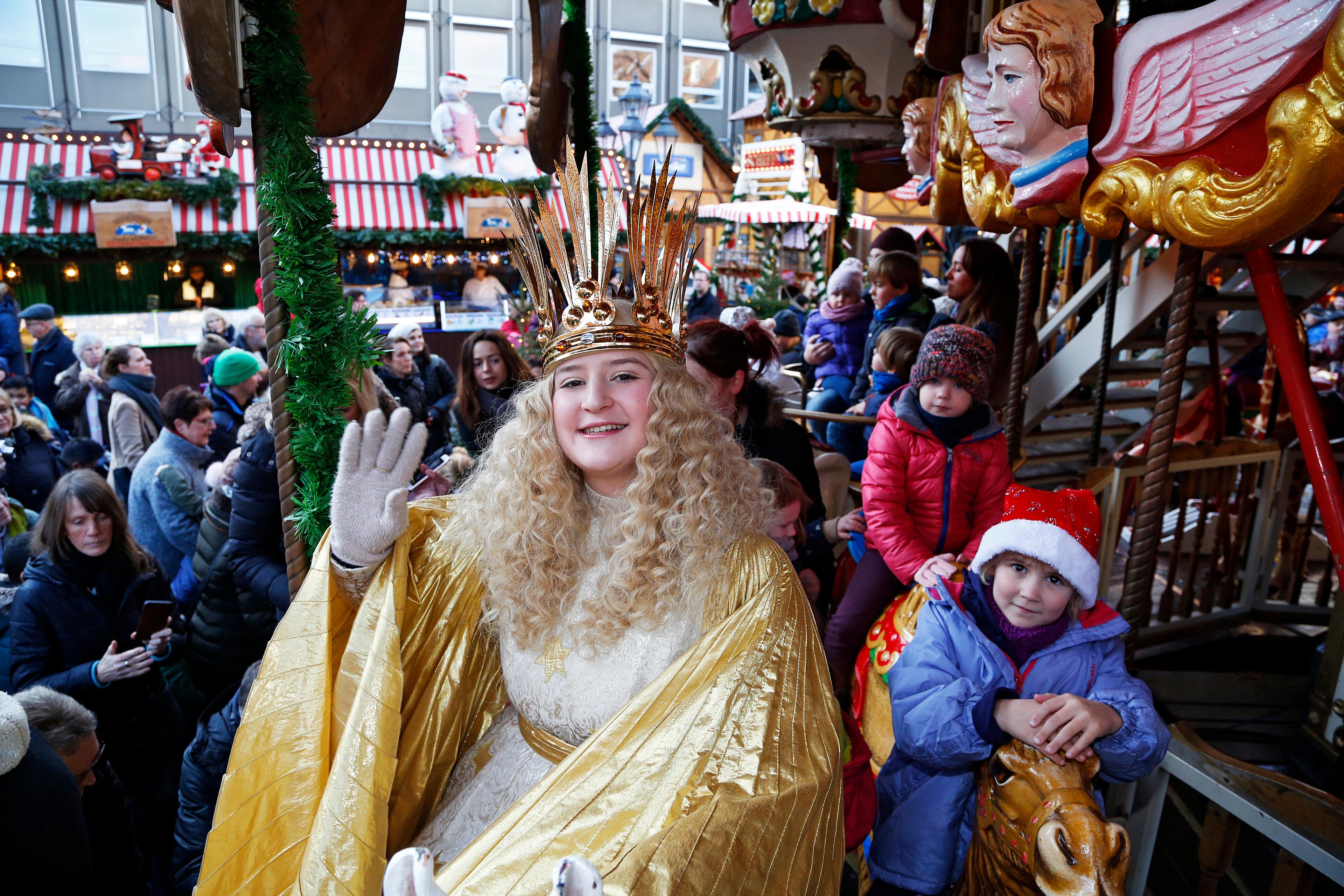 Bewerberinnen gesucht: Wer wird Nürnberger Christkind 2019 ...