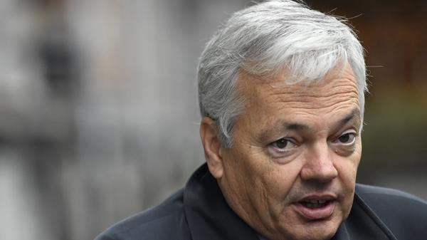 Belgien: Der Liberale Didier Reynders ist Justizkommissar. Er ist seit 2011 belgischer Außenminister. Zuvor war er viele Jahre Finanzminister und Vize-Premier. Bereits 2014 war er als belgischer EU-Kommissar im Gespräch, doch erhielt die Christdemokratin Marianne Thyssen den Vorzug. Zuletzt sondierte Reynders im Auftrag des belgischen Königs für eine mögliche neue Regierung nach der Parlamentswahl vom Mai.