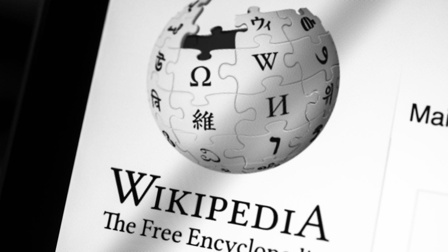 Wegen eines Angriffs war Wikipedia erst vor kurzem stundenlang lahmgelegt - nun erhielt die Online-Enzyklopädie eine Spende, die in die IT-Sicherheit fließen soll.