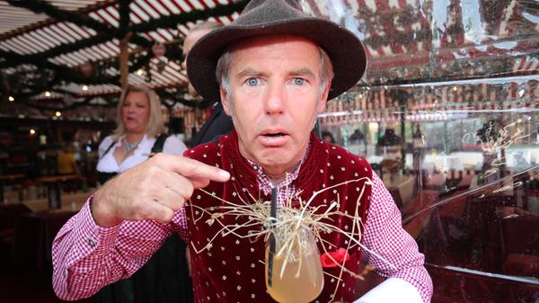 Ein Spaßober unterhielt die Gäste.