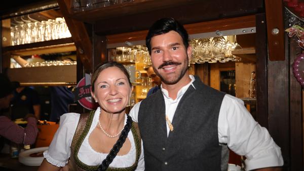 Christian Wagner (r.) vom Sissy's-Kuhstall-Team.