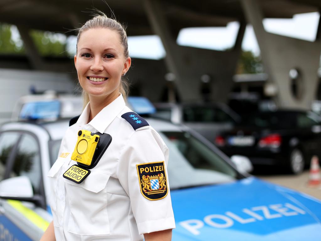 Zum Schutz Bodycams Begleiten Die Further Polizei Furth Nordbayern De