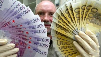 Vorsicht 1000 Euro Scheine Gibt Es Nicht Politik Nordbayern De