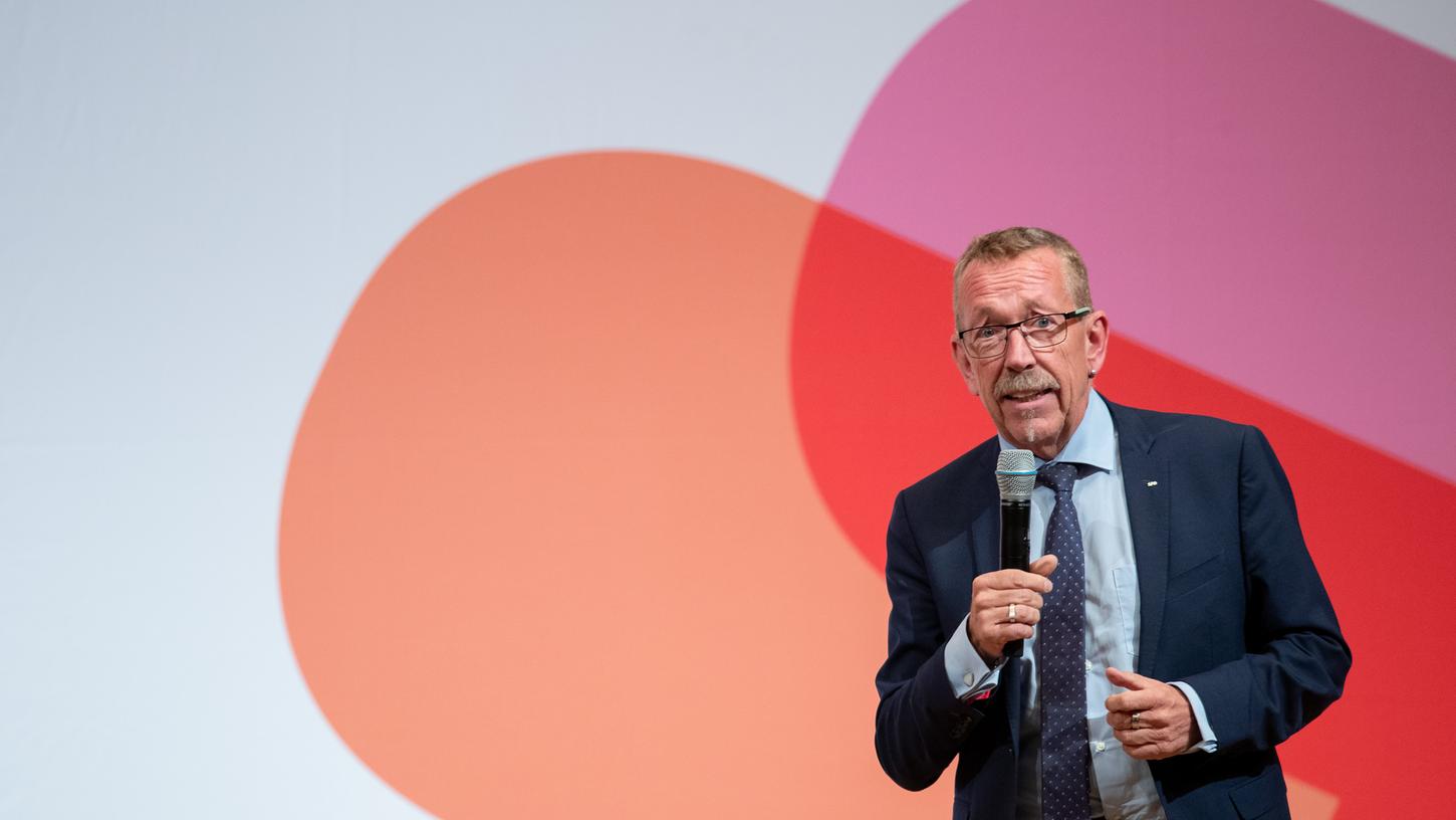 Karl-Heinz Brunner, Einzelbewerber für den SPD-Parteivorsitz, zieht seine Kandidatur für den SPD-Vorsitz zurück.