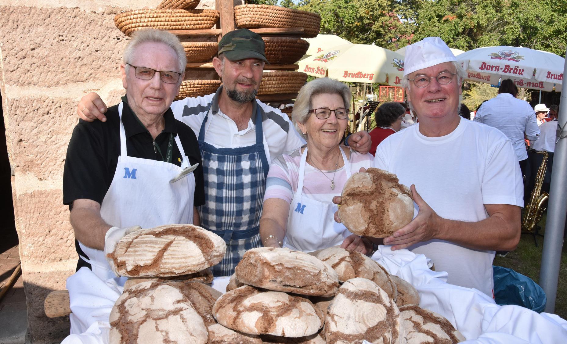 Museumshoffest Der Star Ist Ein Historischer Backofen Rosstal Nordbayern De