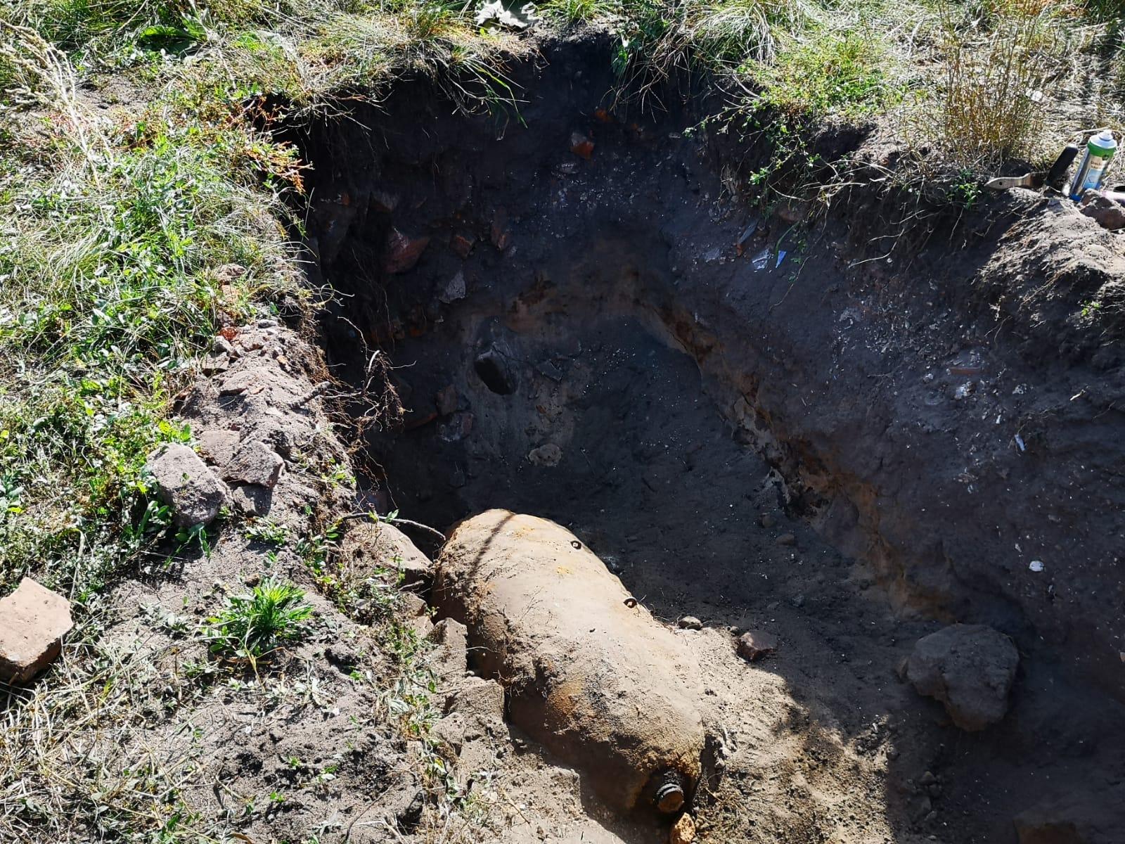 Am 19. September 2019 haben Bauarbeiter eine Fliegerbombe im Nürnberger Stadtteil Kleinreuth h.d. Veste gefunden. Die Polizei sperrte den Fundort im Umkreis von einem Kilometer ab. Die Entschärfung ging am Abend über die Bühne.