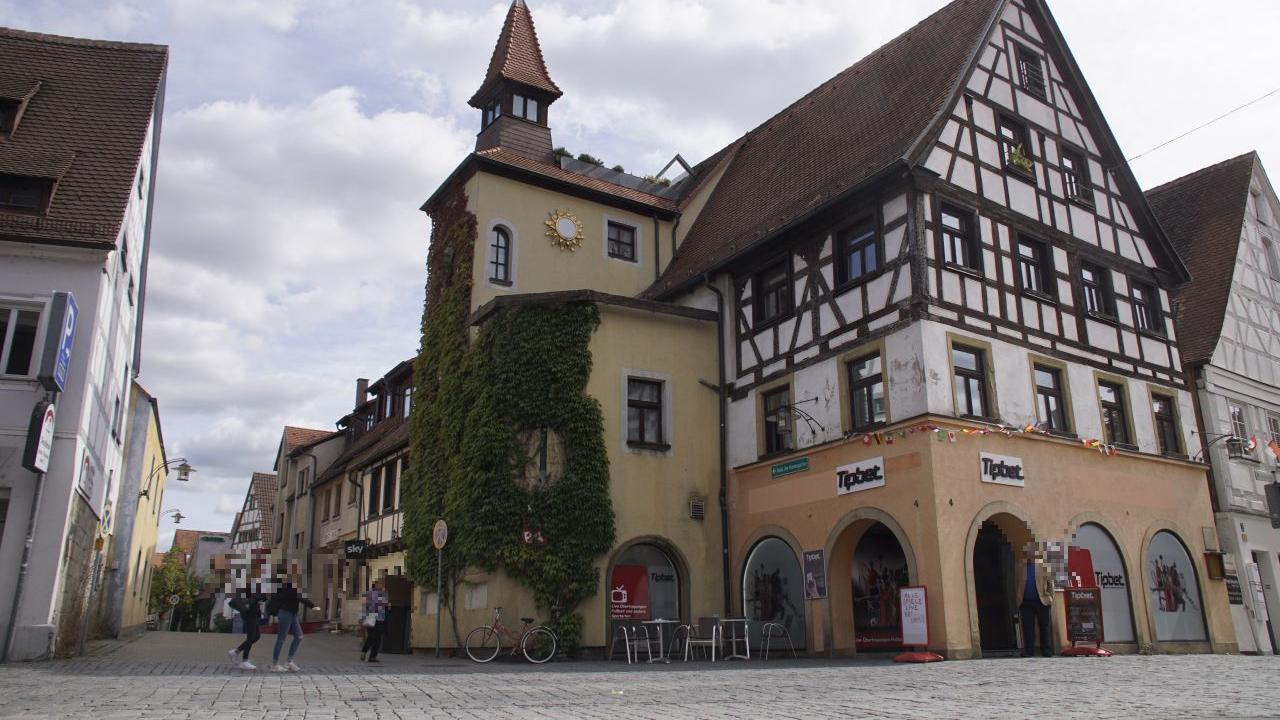 Die Stadt spricht sich gegen eine Ausweitung eines Wettbüros in der Bamberger Straße aus.