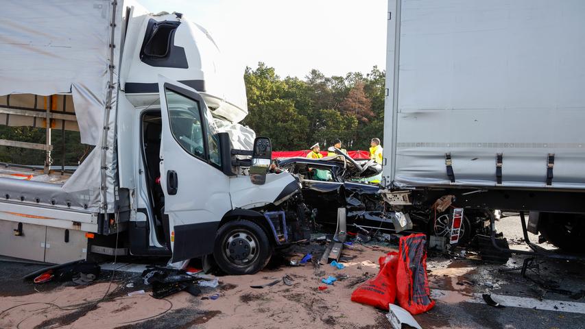 Mit 2,2 Promille Stauende übersehen: Schwerer Unfall bei Erlangen