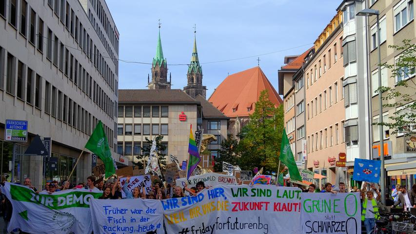 Fridays for Future: Tausende Demonstranten zogen durch Nürnberg