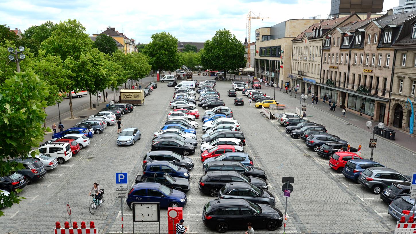 Streit um die Parkplätze auf der Fürther Freiheit