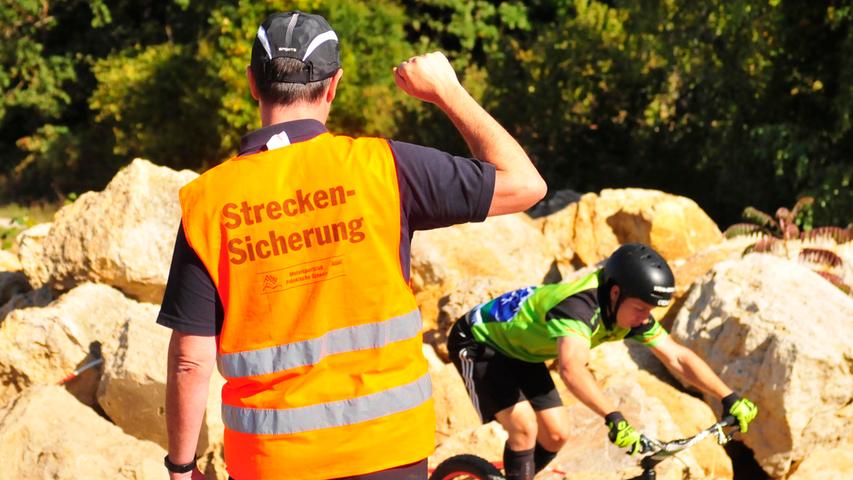 Beinharter Parcours über Stock und Stein: Fahrrad-Trial in der Fränkischen