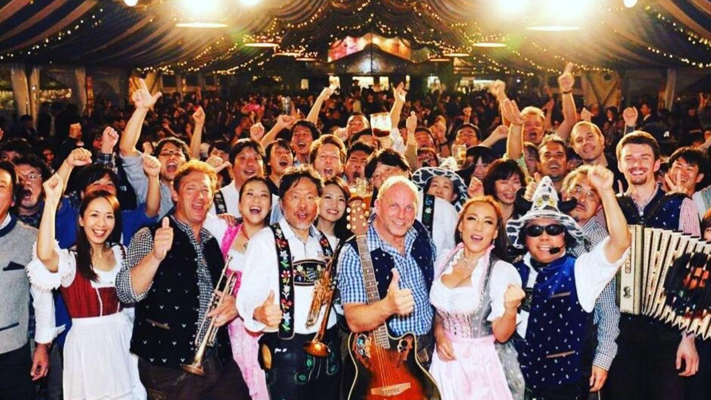 Neumarkter Musikant feiert Oktoberfest in Japan