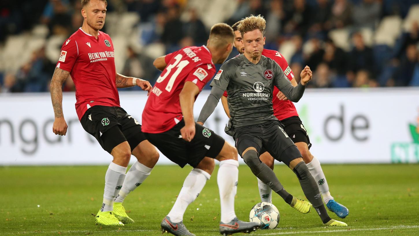 100 Prozent bei 96: Dem Club ist die Statistik wurscht 100 Prozent bei 96: Dem Club ist die Statistik wurscht