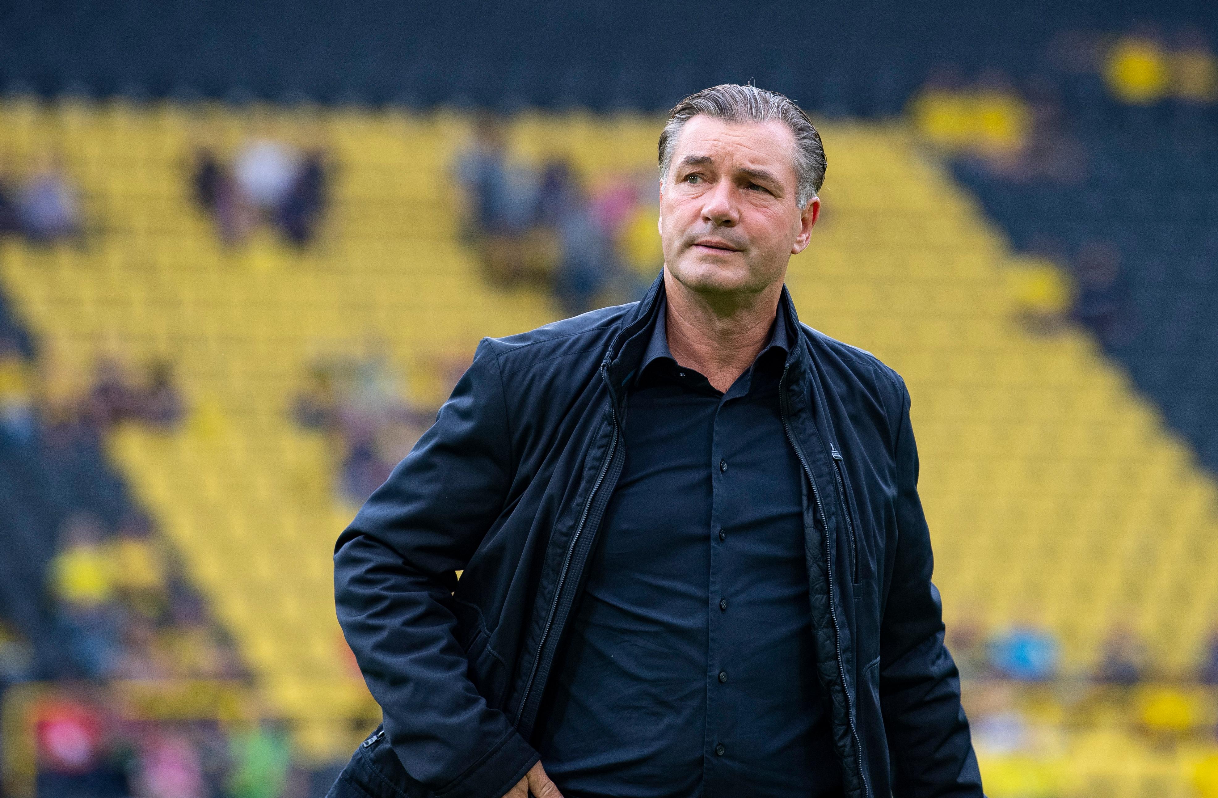 "Wir haben die Abstandsregeln im Spiel gegen den Ball vorbildlich eingehalten." - Lazio-BVB 3:1 