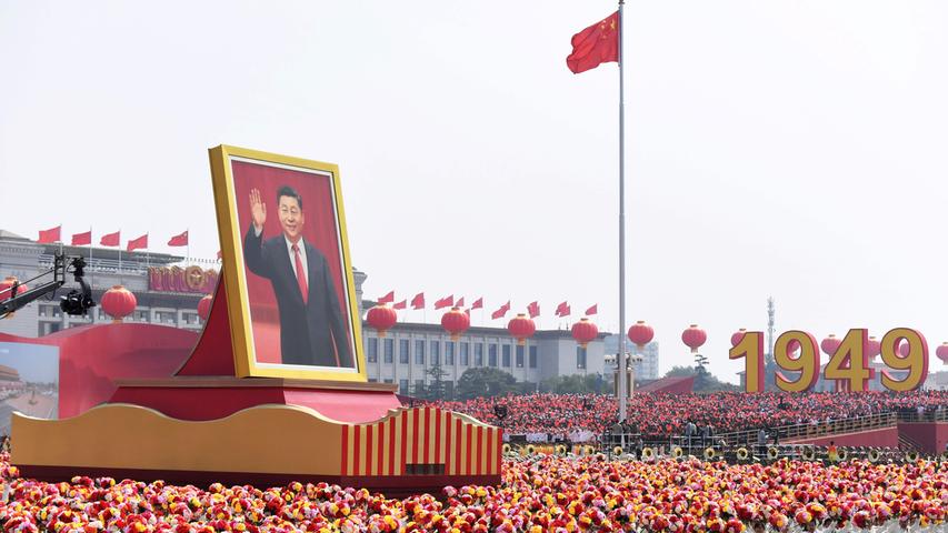 Seit 70 Jahren gibt es die Volksrepublik China. Peking feiert den Geburtstag mit einer aufwendigen Parade.
