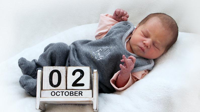 Wunderbare Neuigkeiten aus dem Theresien-Krankenhaus: Am 2.10 ist hier Charlotte mit einer Größe von 52 Zentimetern und 3070 Gramm geboren.