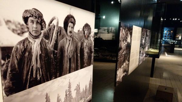 Infotafeln mit englischen Übersetzungen, Audios und interaktiven Angeboten machen das Museum für kleine und große Gäste interessant.