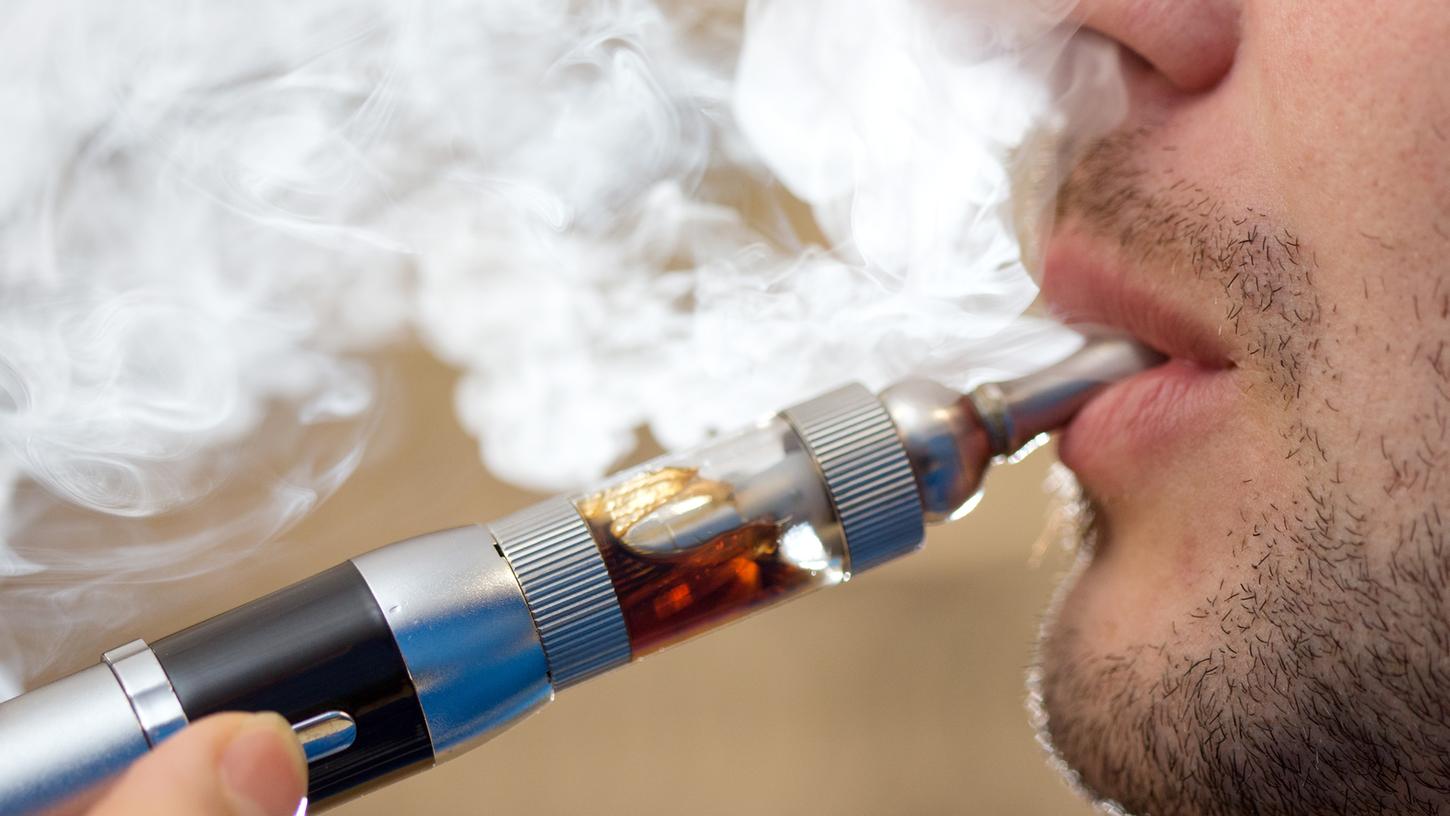 Forscher streiten um E-Zigaretten: Sind sie Chance oder Risiko?