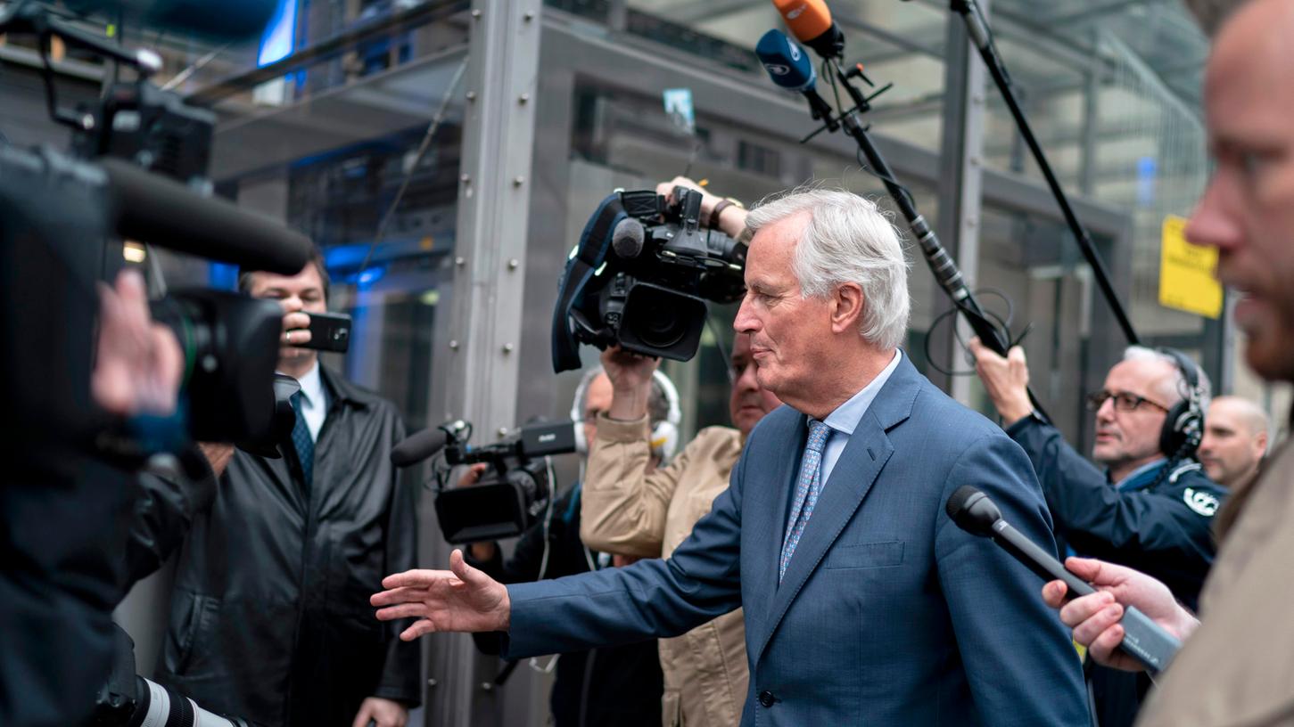 EU-Unterhändler Michel Barnier führte am am Freitagvormittag ein laut eigener Aussage "konstruktives Gespräch" mit dem britischen Brexit-Minister Stephen Barclay .
