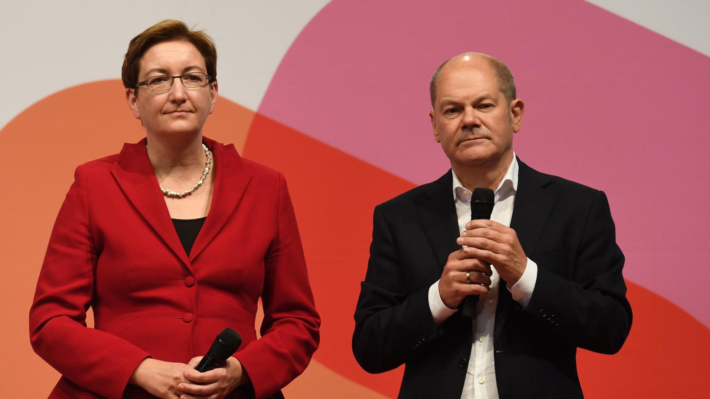 Klara Geywitz and Olaf Scholz werben für ihre Kompetenz als SPD-Führungsduo.