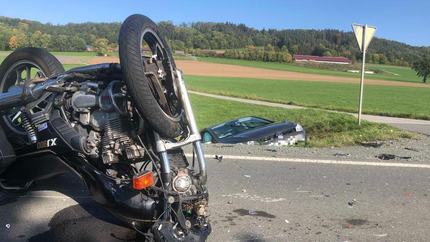 Biker stirbt bei tödlichem Motorradunfall im Landkreis Bayreuth