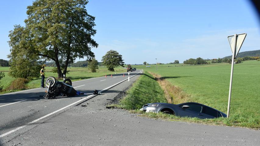 Biker stirbt bei tödlichem Motorradunfall im Landkreis Bayreuth