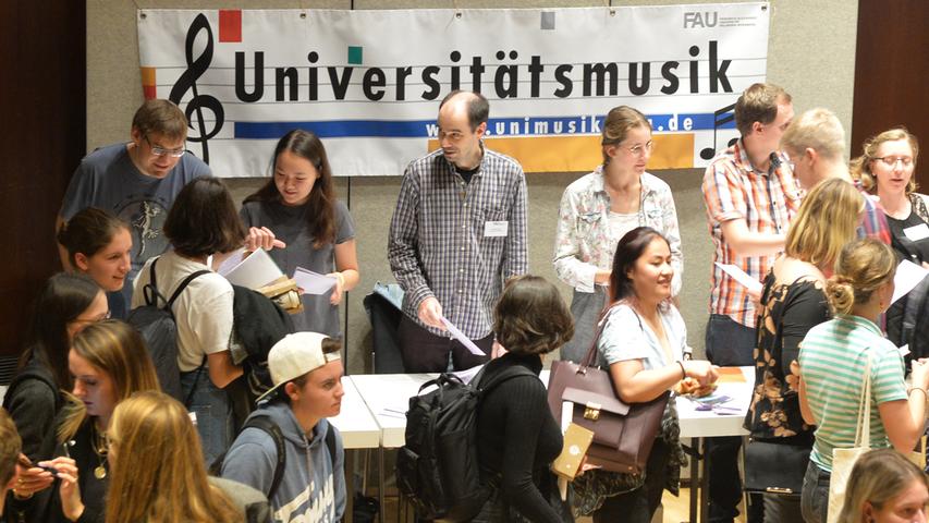 Willkommen im Studentenleben: Die FAU begrüßt ihre Erstsemester!