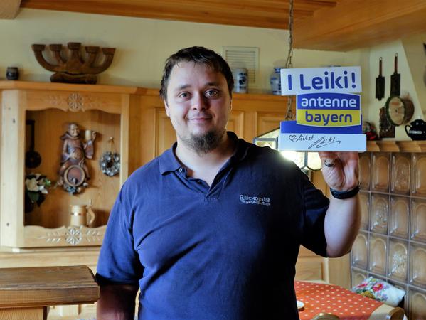 Sogar Wolfgang "Leiki" Leikermoser von Antenne Bayern übersendete ihm ein kleines Präsent.