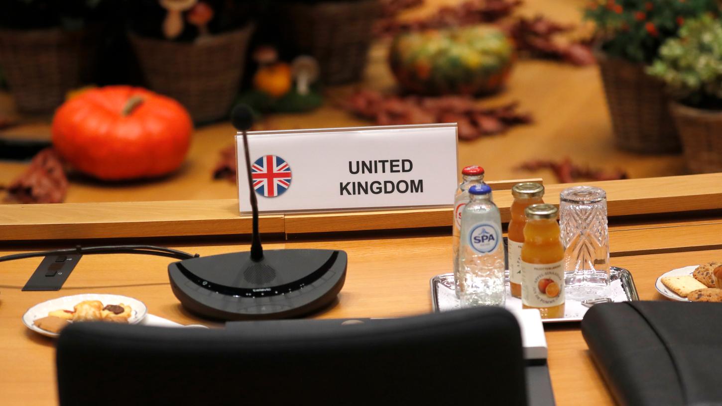 In Brüssel sind die EU-Botschafter zusammengekommen, um über einen Brexit-Aufschub zu diskutieren. In Brüssel sind die EU-Botschafter zusammengekommen, um über einen Brexit-Aufschub zu diskutieren.