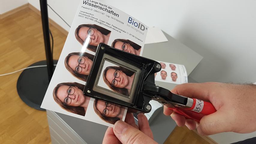 PM; Zur Erinnerung gibt's bei BioID ein biometrisches Passfoto mit nach Hause.