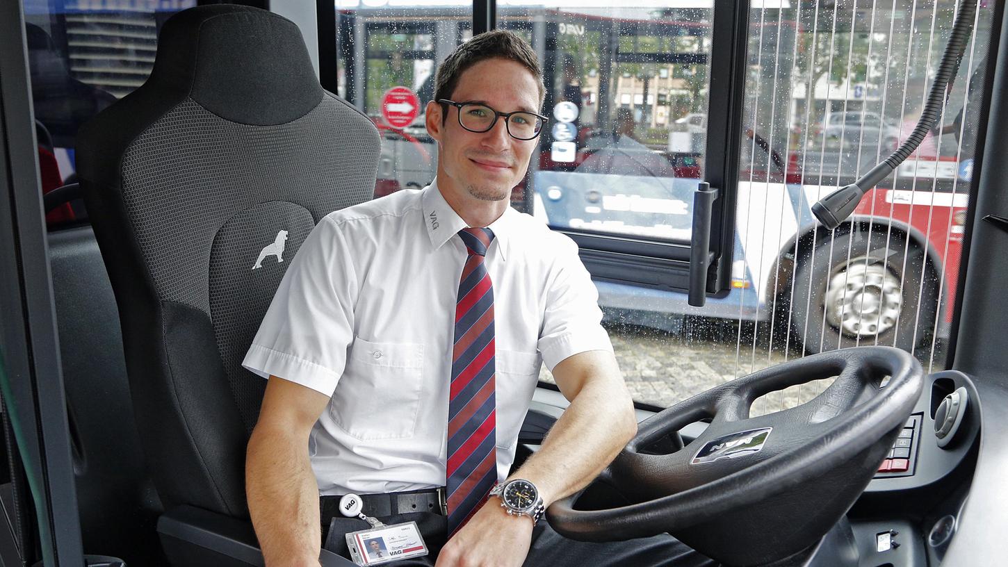Fahrten fallen aus: Verkehrsbetriebe suchen dringend Busfahrer