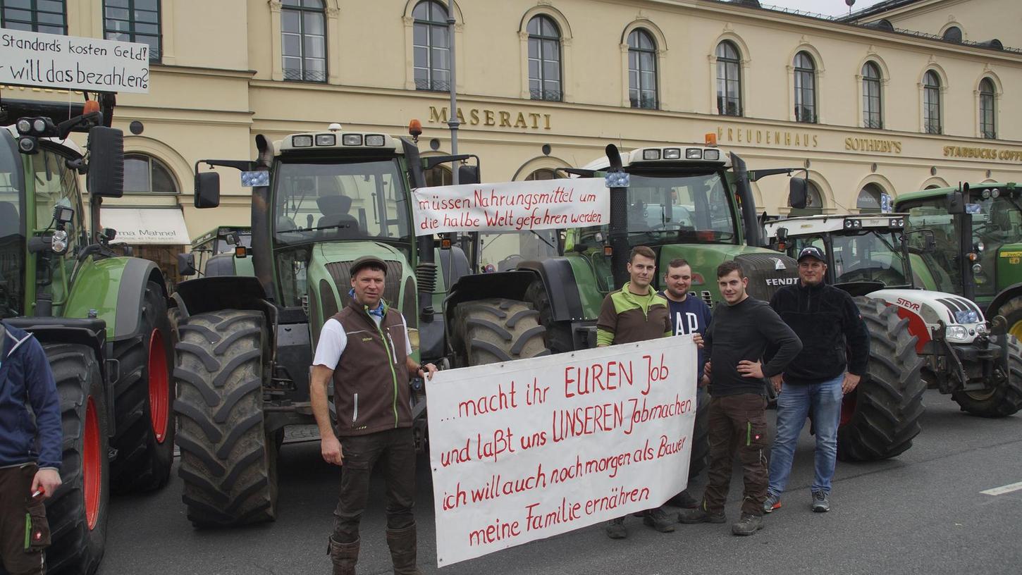 Protest mit Traktor und Transparent - Auch im Landkreis Roth