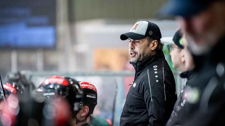 Eishockey-Oberliga: Regensburg lässt Höchstadt abblitzen
