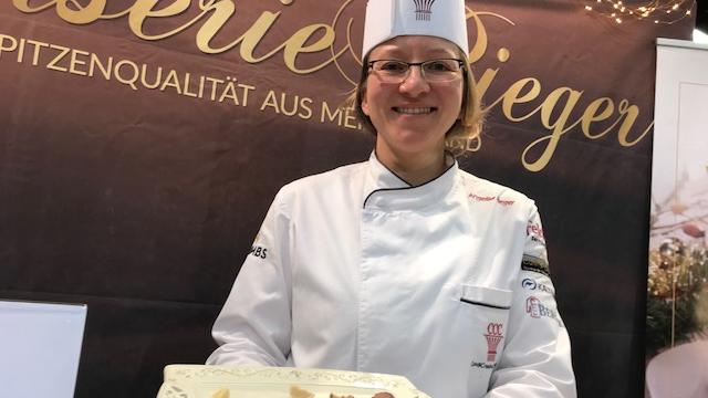 Aus Schlaifhausen am Fuße des Walberlas im Landkreis Forchheim kommt Angelika Pieger, die erstmals ihre Pralinen auf der Consumenta vorstellt.