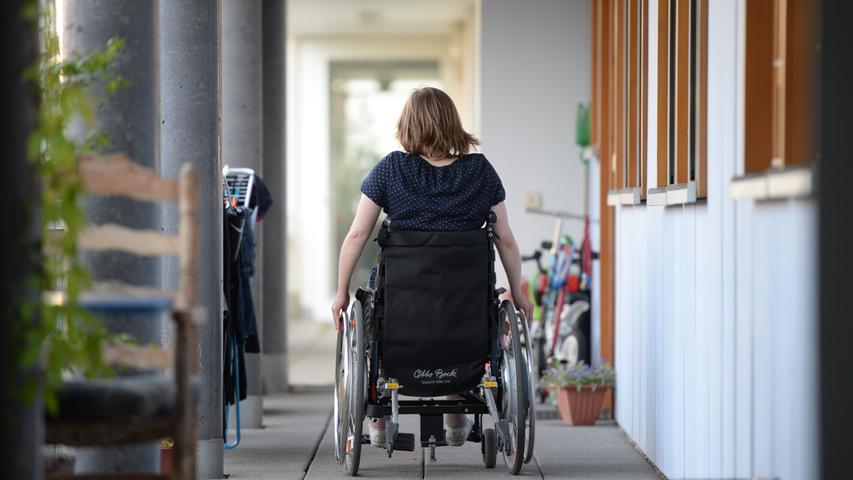 Durch das neue Bundes-Teilhabe-Gesetz werden sich viele Leistungen für Menschen mit Behinderungen ändern. Das Sozialamt wird im neuen Jahr für die Lebensunterhalt-Kosten für Menschen mit Behinderungen aufkommen und auch deren Unterkunft zahlen.