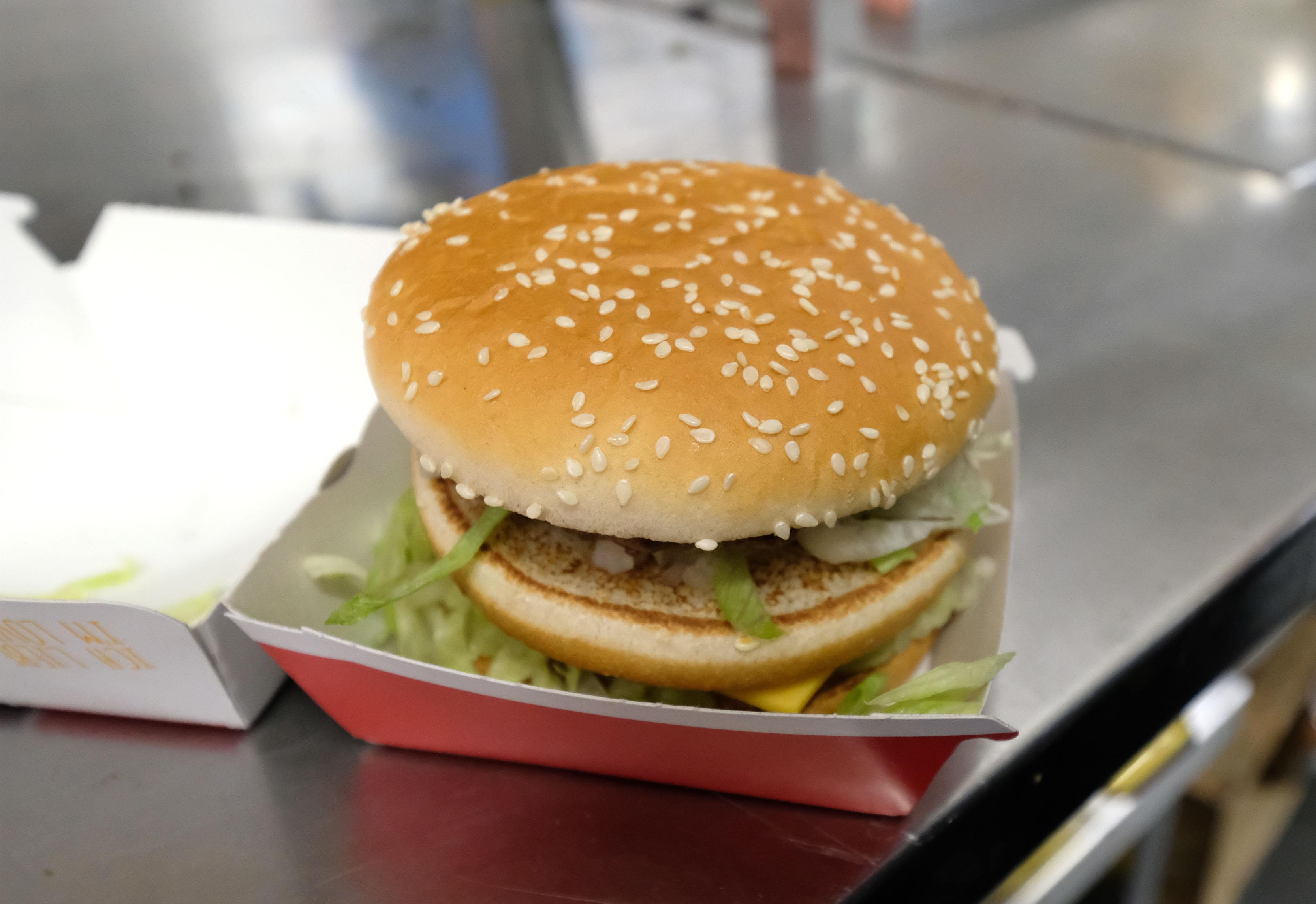 Mit Big Mac Ins Ehegluck Bei Mcdonalds Kann Man Jetzt Heiraten