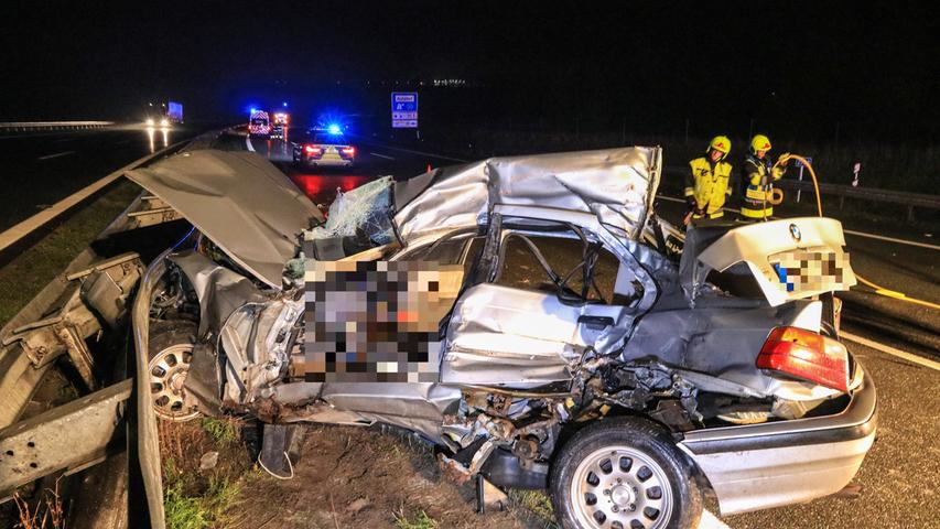 BMW gerät ins Schleudern: Tödlicher Verkehrsunfall auf der A9